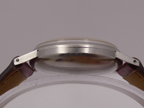 Omega Vintage 2320 ORIGINAL DIAL Acciaio ANNO 1947 Carica Manuale