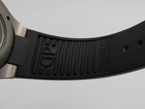 Cronografo Girard Perregaux Laureato Evo 3 80180 Titanio BOX & PAPERS Automatico