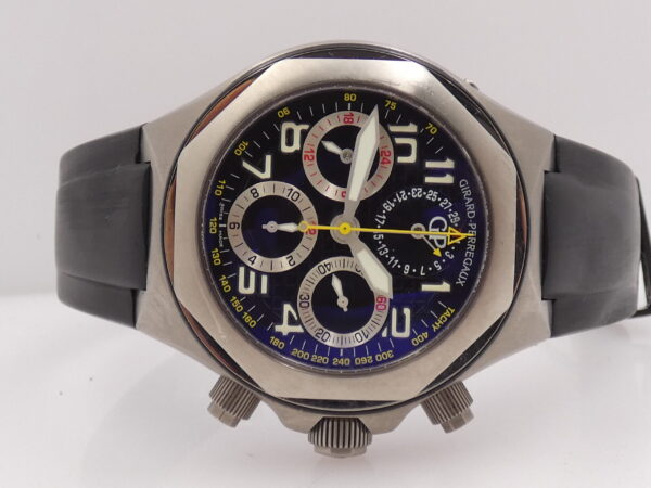 Cronografo Girard Perregaux Laureato Evo 3 80180 Titanio BOX & PAPERS Automatico