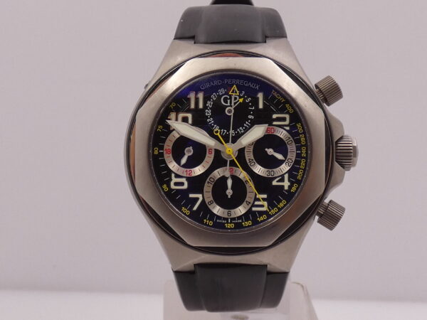 Cronografo Girard Perregaux Laureato Evo 3 80180 Titanio BOX & PAPERS Automatico