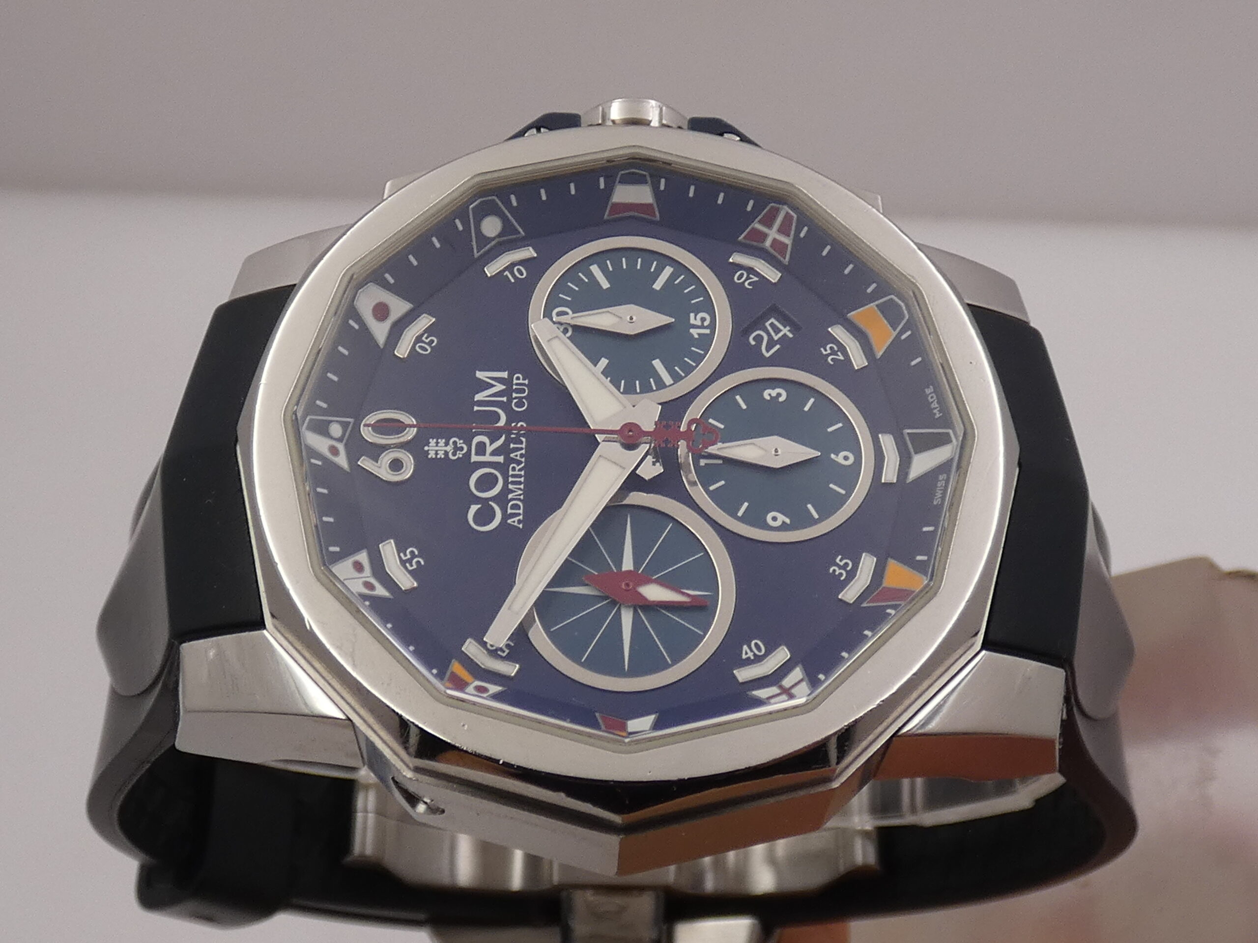 Corum admiral sales cup prezzo