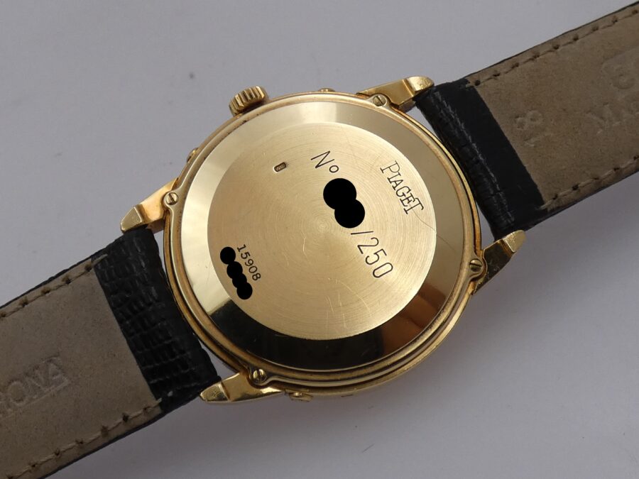 Piaget Triple Calendar Moonphases 15908 Oro 18 Kt Limited Edition ANNI '90 Carica Manuale - immagine 14