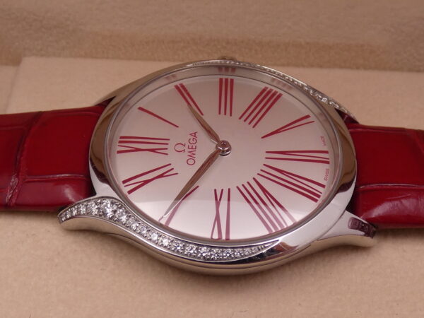 Omega De Ville Trésor 36 mm Diamonds Bezel Red Indexes Anno 2011 Ladies Watch