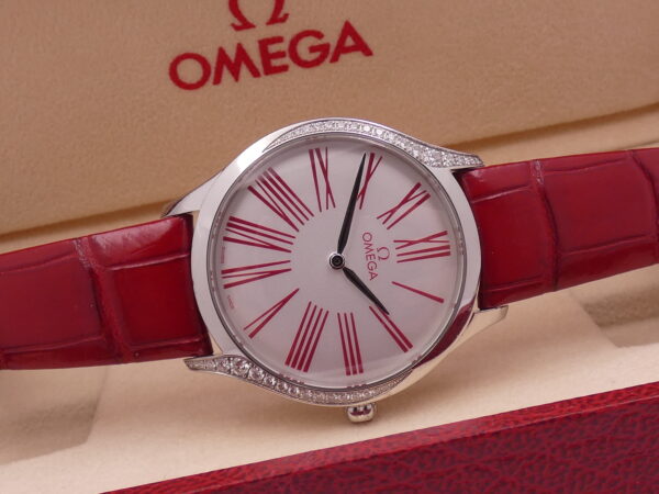 Omega De Ville Trésor 36 mm Diamonds Bezel Red Indexes Anno 2011 Ladies Watch