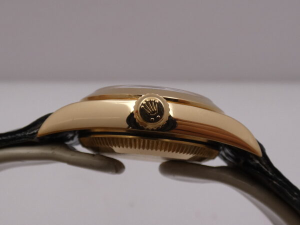 Rolex Oyster Perpetual Lady 76188 18 Kt Solid Gold YEAR 1999 Automatic Winding