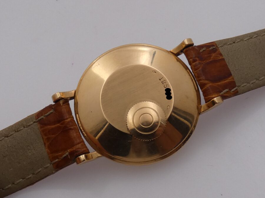 Jaeger-LeCoultre Futurematic Oro Rosa 18 Kt Power Reserve Automatic Bumper ANNI '50 Ref. E501 - immagine 13