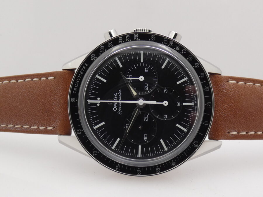 Omega Speedmaster Professional Moonwatch FOIS First Omega in Space BOX&PAPERS LIKE NEW Acciaio ANNO 2020 Manuale - immagine 4