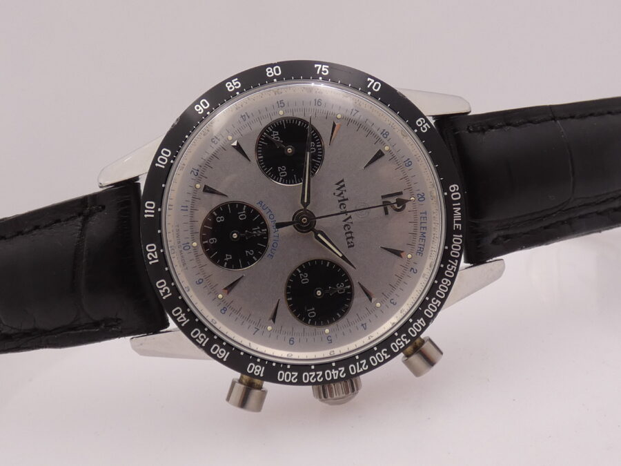 Wyler Vetta Chronograph Panda BOX & PAPERS Tritium Dial Automatico Acciaio Anno '90 - immagine 6