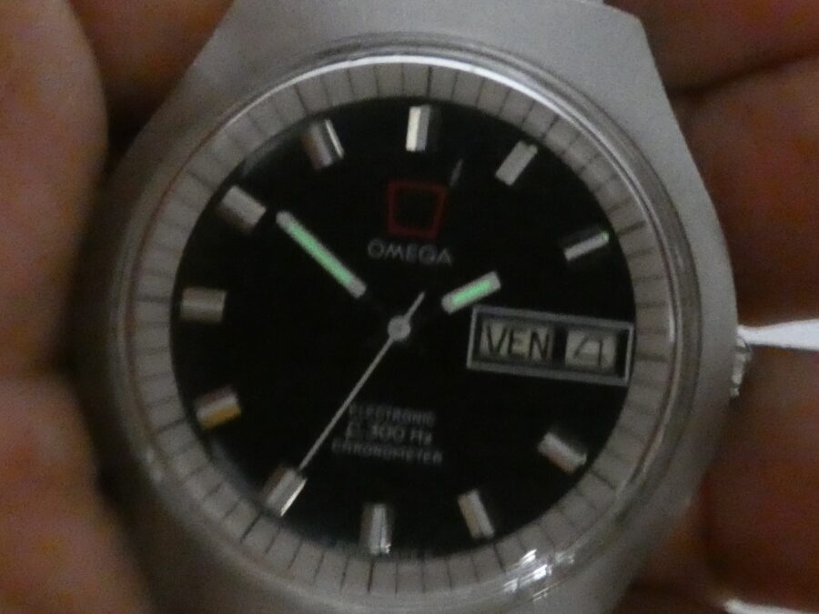 Omega Genève Electronic F300 Hz Diapason Chronometer Day-Date Oversize 40mm Acciaio Anno 1973 - immagine 11