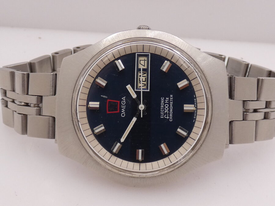 Omega Genève Electronic F300 Hz Diapason Chronometer Day-Date Oversize 40mm Acciaio Anno 1973 - immagine 4