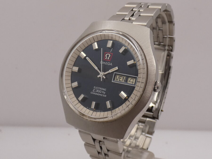 Omega Genève Electronic F300 Hz Diapason Chronometer Day-Date Oversize 40mm Acciaio Anno 1973 - immagine 9