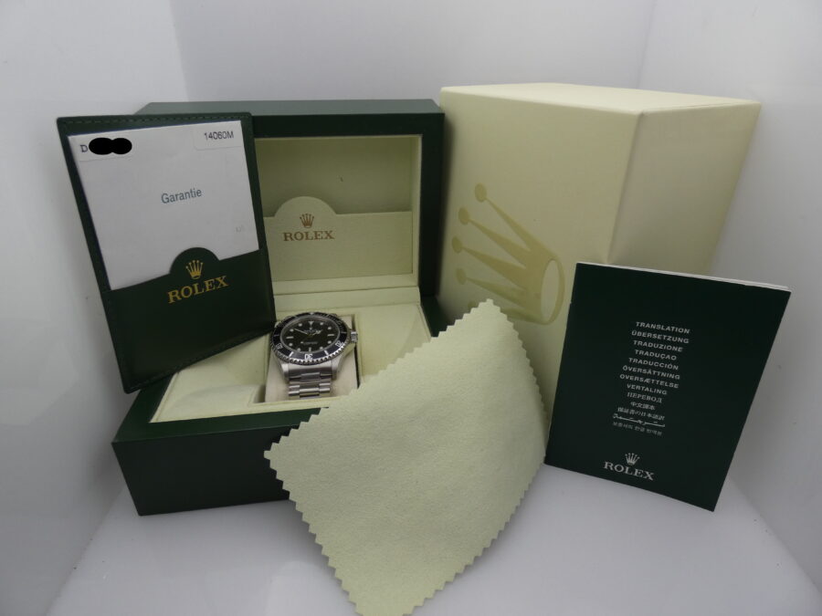 Rolex Submariner (No Date) 14060M BOX&PAPERS Garanzia Italia JUST SERVICED TOP Anno 2005 Acciaio - immagine 10