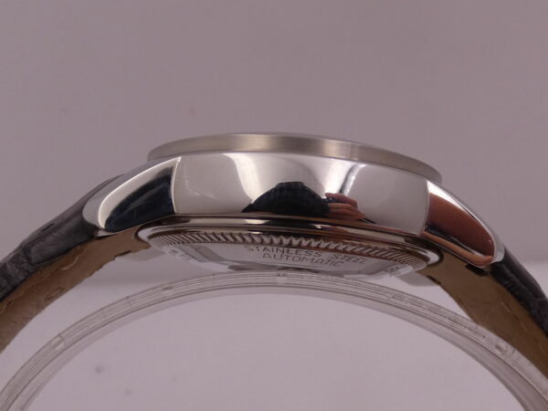 Baume & Mercier Capeland Chronograph NEW BOX PAPERS & STICKERS Automatico Acciaio Never Worn Anni '2000