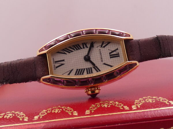 Cartier Tonneau Mini Tonneau Unique 18 Kt Rose Gold Limited Edition Tourmalines Bezel BOX&PAPERS Year 2004
