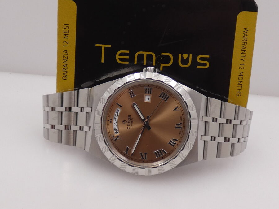 Tudor Royal Day-Date 28600 BOX&PAPERS Acciaio LIKE NEW Gennaio 2024 Automatico With Bracelet - immagine 2