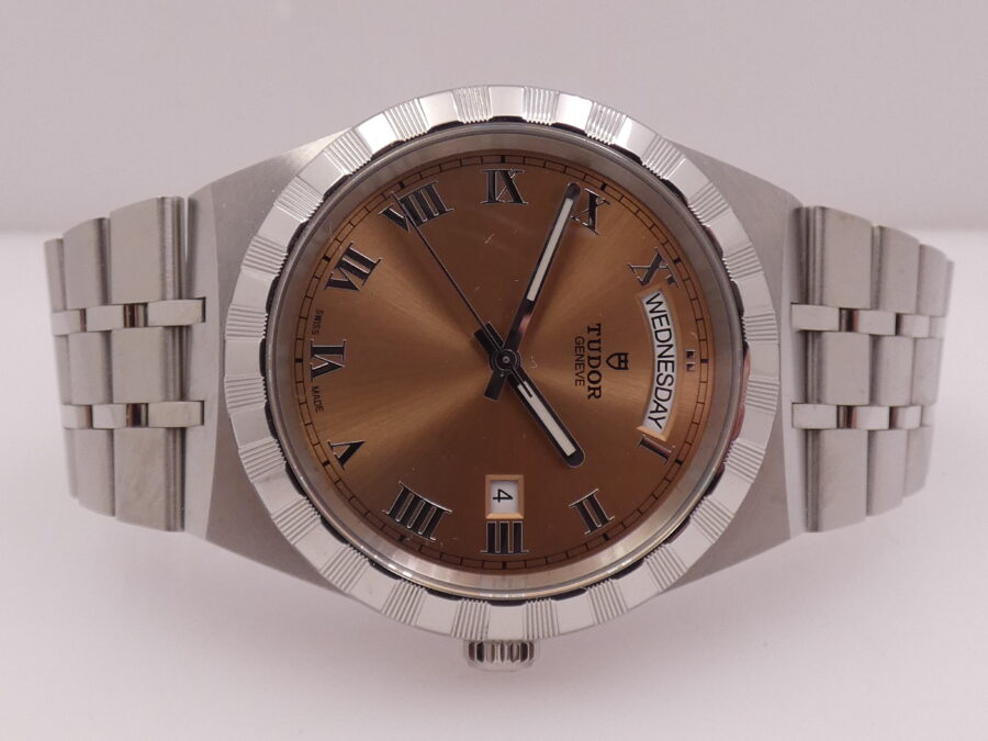 Tudor Royal Day-Date 28600 BOX&PAPERS Acciaio LIKE NEW Gennaio 2024 Automatico With Bracelet - immagine 6