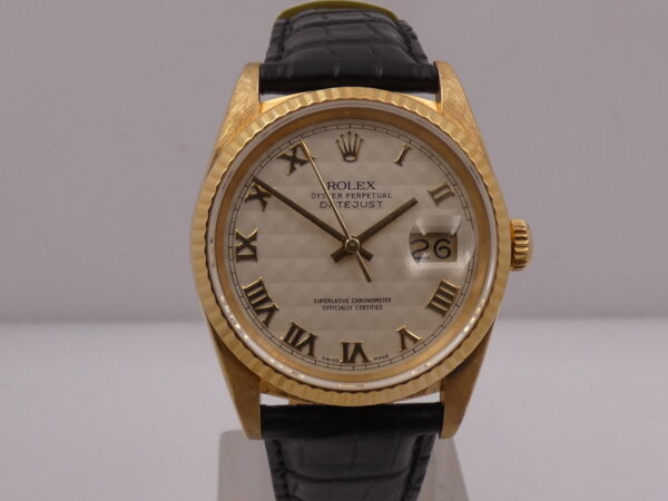 Rolex Datejust 36 16238 Pyramid Dial Oro Massiccio 18Kt ANNO 1989 Automatico