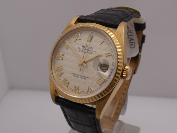 Rolex Datejust 36 16238 Pyramid Dial Oro Massiccio 18Kt ANNO 1989 Automatico