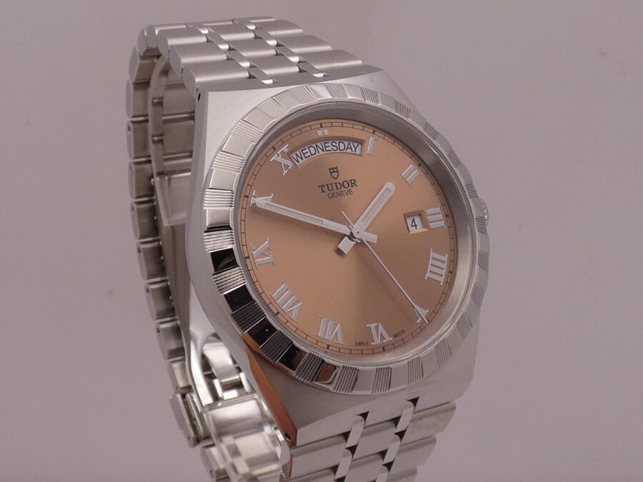 Tudor Royal Day-Date 28600 BOX&PAPERS Acciaio LIKE NEW Gennaio 2024 Automatico With Bracelet - immagine 10