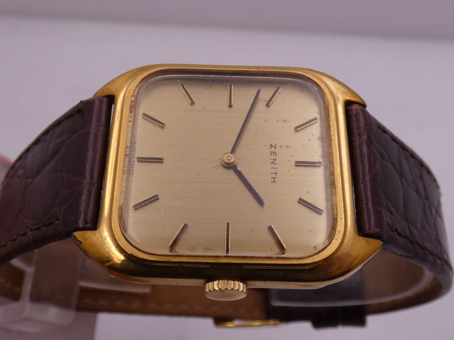 Zenith Square Golden Dial 18Kt Gold Filled Caliber 30.5 Hand Winding Years 70's - immagine 3