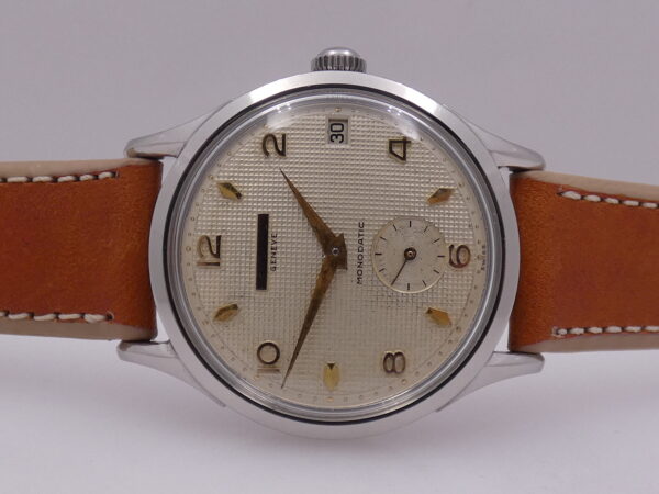 Universal Genève Monodatic Honeycomb Dial Automatic Bumper Cal.138 Steel Years '50s