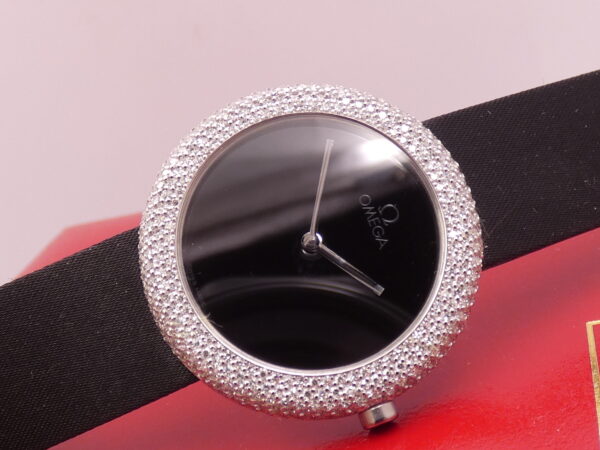 Omega Art Collection Oro Bianco 18KT 1.55ct FULL DIAMONDS N.O.S.BOX&PAPERS Anno 1986