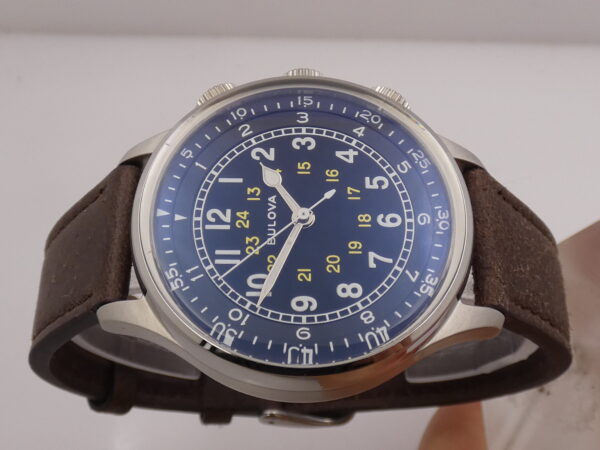 Bulova Pilot A15 96A245 BOX PAPERS & TAG PRICE Anno 2022 Automatico Acciaio
