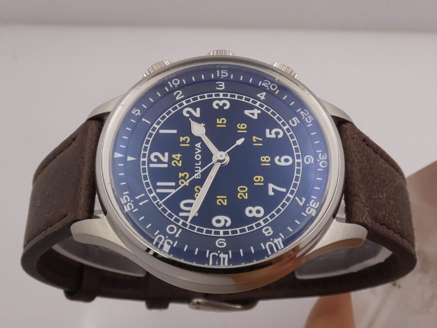 Bulova Pilot A15 96A245 BOX PAPERS & TAG PRICE Anno 2022 Automatico Acciaio