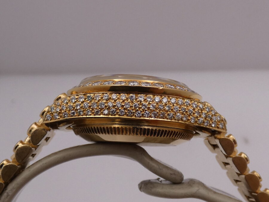 Rolex Datejust Lady 69138 Red Vignette Dial FULL Diamonds Oro Massiccio 18Kt ANNO 1982 Automatico - immagine 13