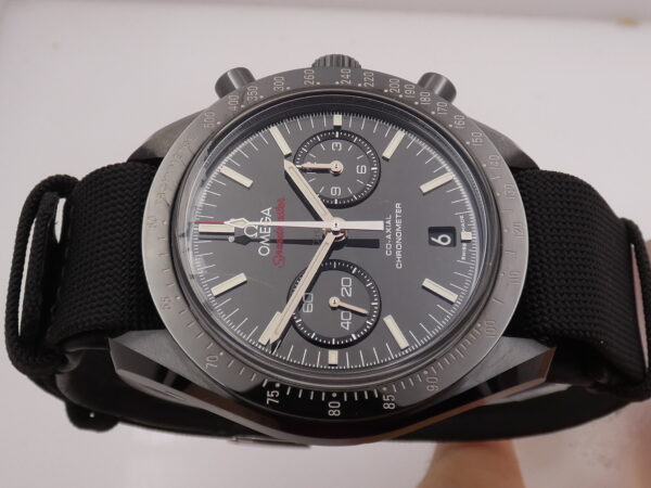 Omega Speedmaster Chronograph Dark Side Of The Moon Co-Axial Ceramic Automatico ANNO 2008