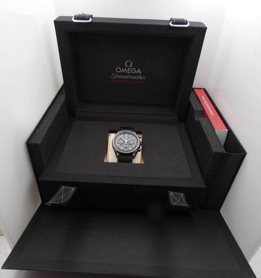 Omega Speedmaster Chronograph Dark Side Of The Moon Co-Axial Ceramic Automatico ANNO 2008 - immagine 12