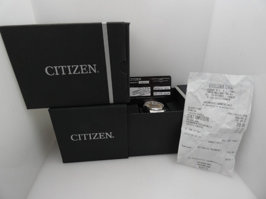 Citizen Tsuyosa Small Second Automatico Like New BOX&PAPERS Luglio 2024 Acciaio With Bracelet - immagine 12