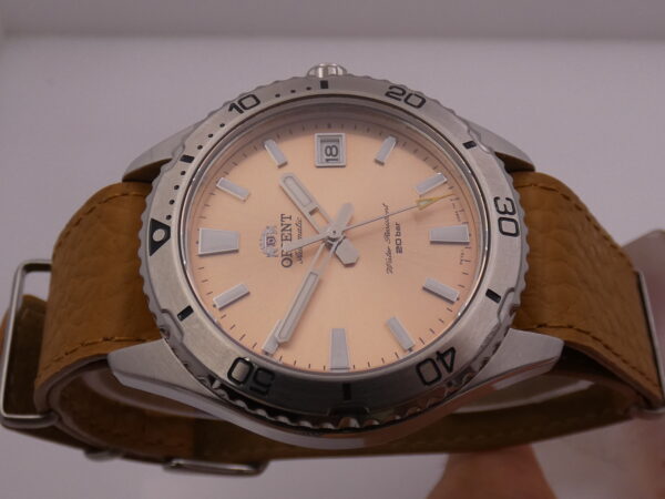 Orient Mako Sport Diver 40mm Automatico BOX&PAPERS LIKE NEW Salmon Dial Ottobre 2024 Acciaio