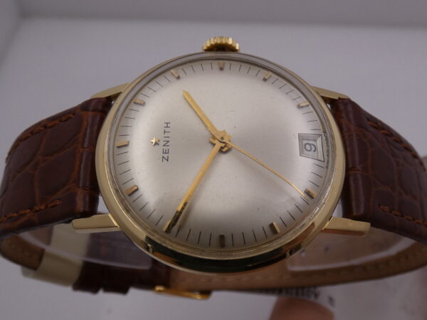 Zenith Stellina Date Oro Massiccio 18 Kt Anni '60s Appena Revisionato Carica Manuale