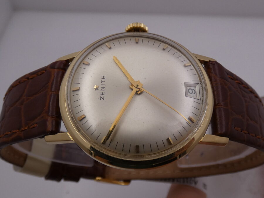Zenith Stellina Date Oro Massiccio 18 Kt Anni '60s Appena Revisionato Carica Manuale