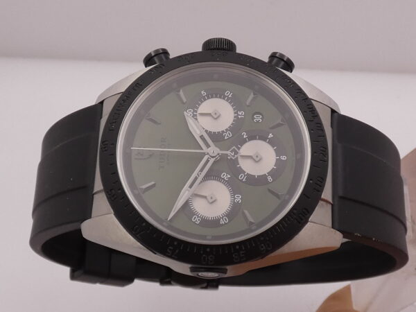 Cronografo Tudor Fastrider 42010N GREEN DIAL 42mm LIKE NEW With PAPERS Anno 2019 Automatico