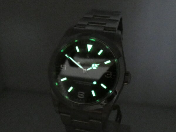 Rolex Explorer I 114270 N.O.S. Full Stickered Italian PAPERS ANNO 2003 Automatico Acciaio New Old Stock