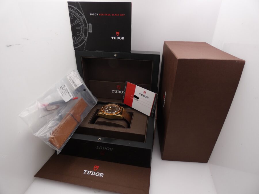 Tudor Black Bay Bronze Heritage 43mm 79250BM BOX&PAPERS Anno 2017 Automatico Cronometro - immagine 12