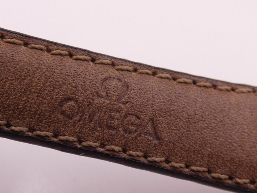 Omega Triple Date Moonphases Oro massiccio 18Kt Near N.O.S. ANNO 1985 Carica manuale Lady - immagine 12