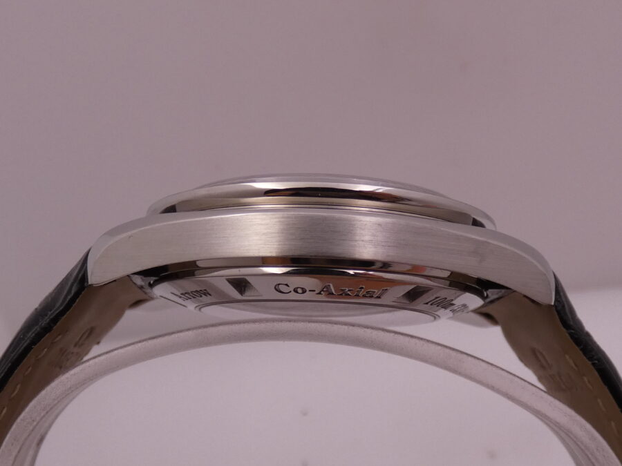 Cronografo Omega Speedmaster Broad Arrow Co-Axial 44mm With PAPERS Anno 2015 LIKE NEW Automatico - immagine 15