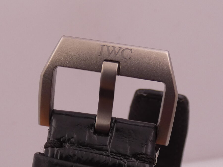 IWC Ingenieur AMG Black Series Ceramic LIKE NEW With PAPERS Anno 2019 Automatico Date Ref. IW322503 - immagine 15