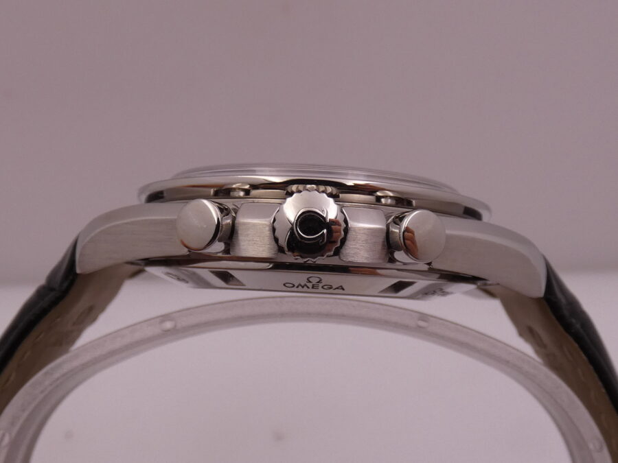 Cronografo Omega Speedmaster Broad Arrow Co-Axial 44mm With PAPERS Anno 2015 LIKE NEW Automatico - immagine 16