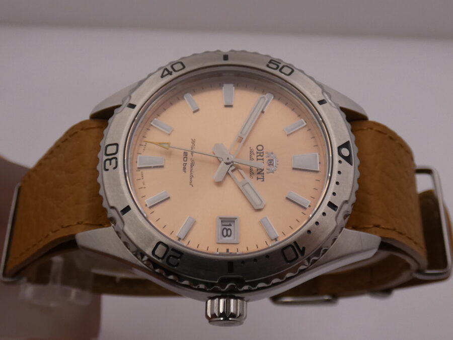 Orient Mako Sport Diver 40mm Automatico BOX&PAPERS LIKE NEW Salmon Dial Ottobre 2024 Acciaio - immagine 3