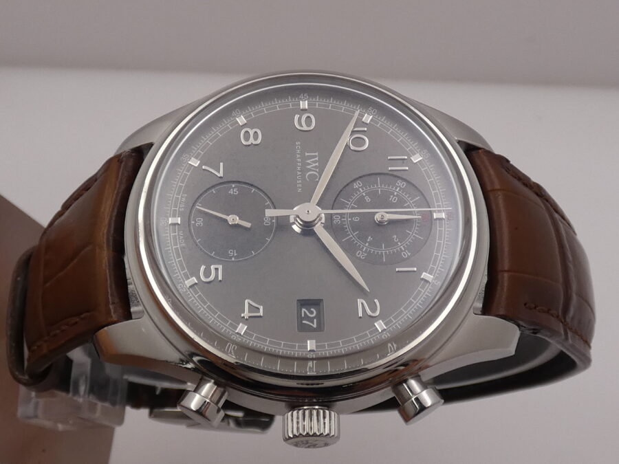 Cronografo IWC Portuguese Classico 42mm Automatico Acciaio Grey Dial IW390404 - immagine 3