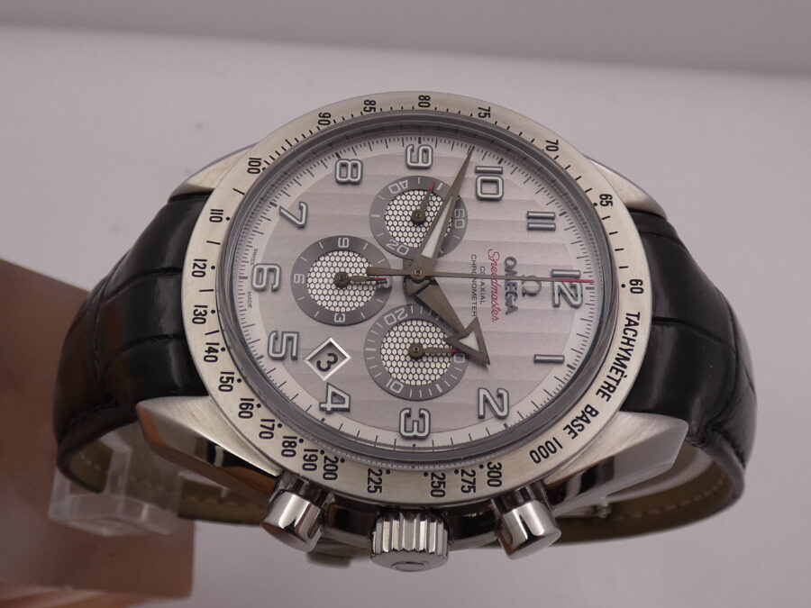 Cronografo Omega Speedmaster Broad Arrow Co-Axial 44mm With PAPERS Anno 2015 LIKE NEW Automatico - immagine 3