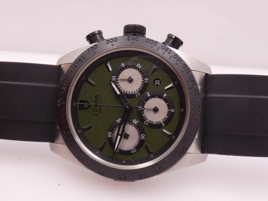 Cronografo Tudor Fastrider 42010N GREEN DIAL 42mm LIKE NEW With PAPERS Anno 2019 Automatico - immagine 4