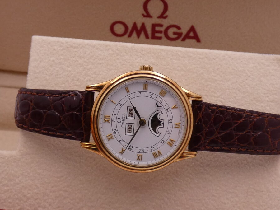 Omega Triple Date Moonphases Oro massiccio 18Kt Near N.O.S. ANNO 1985 Carica manuale Lady - immagine 4
