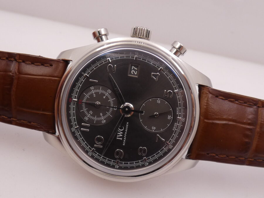 Cronografo IWC Portuguese Classico 42mm Automatico Acciaio Grey Dial IW390404 - immagine 5