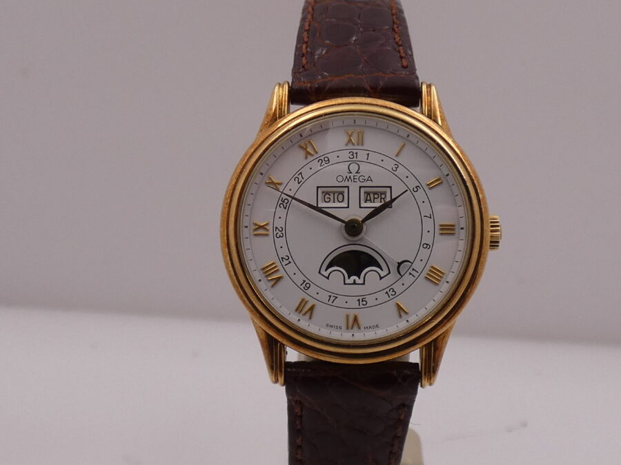 Omega Triple Date Moonphases Oro massiccio 18Kt Near N.O.S. ANNO 1985 Carica manuale Lady - immagine 7