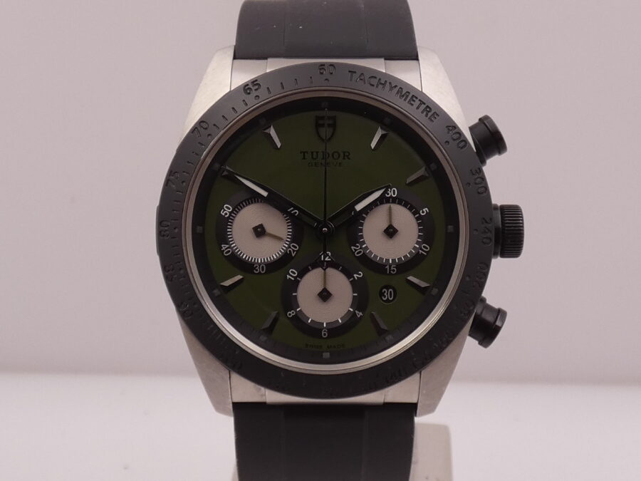 Cronografo Tudor Fastrider 42010N GREEN DIAL 42mm LIKE NEW With PAPERS Anno 2019 Automatico - immagine 8